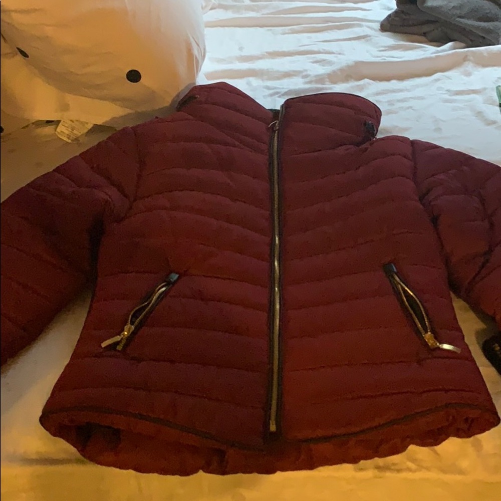 Puffer Burgundy Jacket .